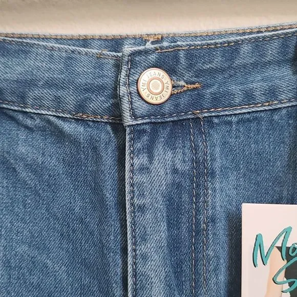 JUNIOR'S SIZE 11 YMI woman's shorts - Picture 3 of 12